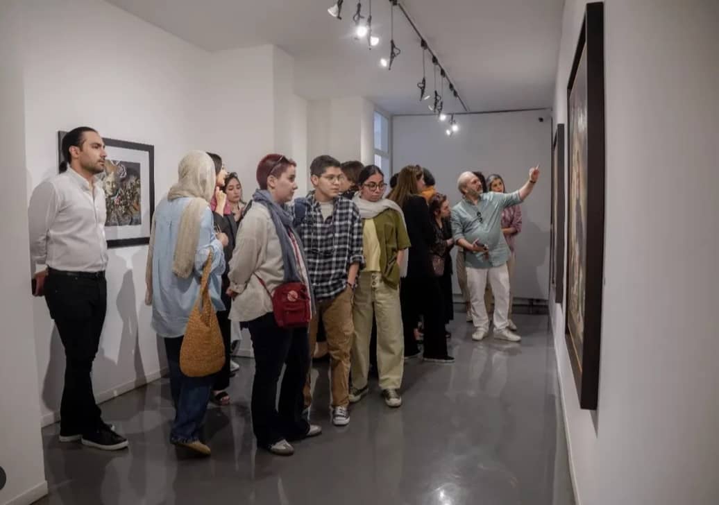 Wahed Khakdan Mah Gallery