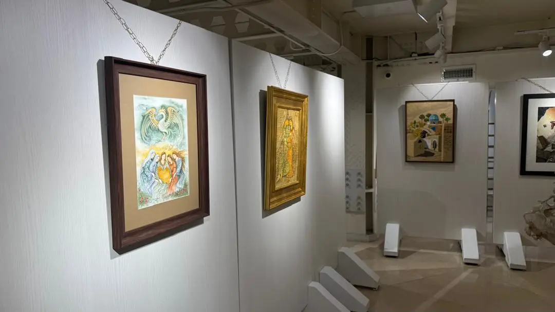 Sanaz Zolfaghari Raha Gallery Collection