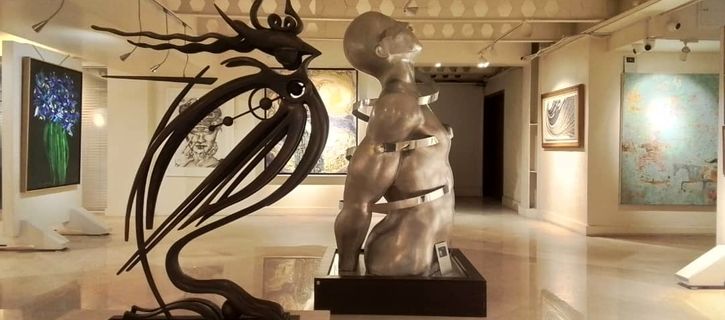 Explore the Raha Gallery Collection / Photos