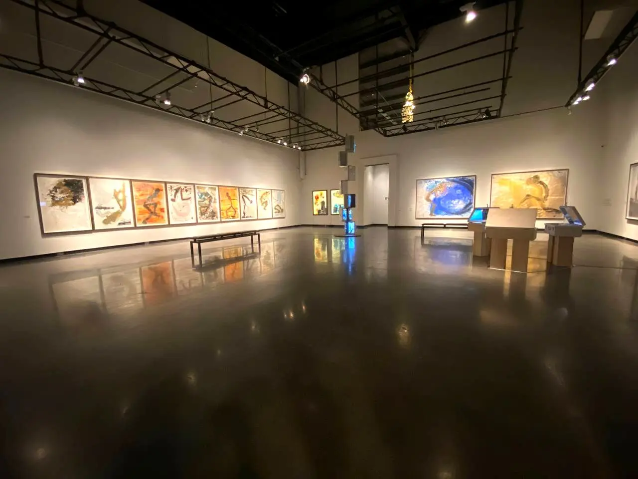 1X1 Art Gallery hosts solo exhibition of Owais Husain and Graciela Magnoni 