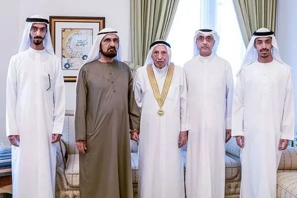 In the presence of Sheikh Mohammed bin Rashid, Sheikh Mansour honoured ...