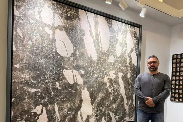 Salman Moghadasi’s Artwork Sells for $11,000 at Tehran Auction