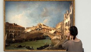 Video: Louvre Abu Dhabi is the summer 2025 destination for art anthusiasts