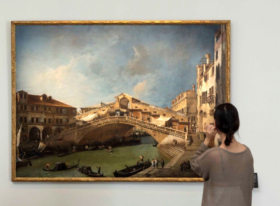 Video: Louvre Abu Dhabi is the summer 2025 destination for art anthusiasts