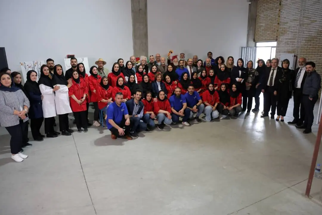 Video: Artists Discover the Paint Production Process at Vesta Color Factory