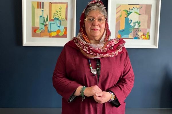 Farahnaz Hamedanizadeh with Gouache Vesta colors in Vesta color