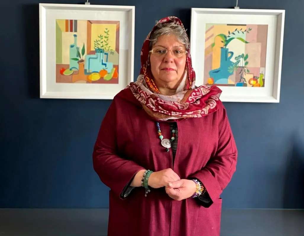 Farahnaz Hamedanizadeh with Gouache Vesta colors in Vesta color