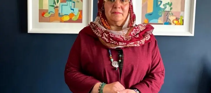 Farahnaz Hamedanizadeh with Gouache Vesta colors in Vesta color
