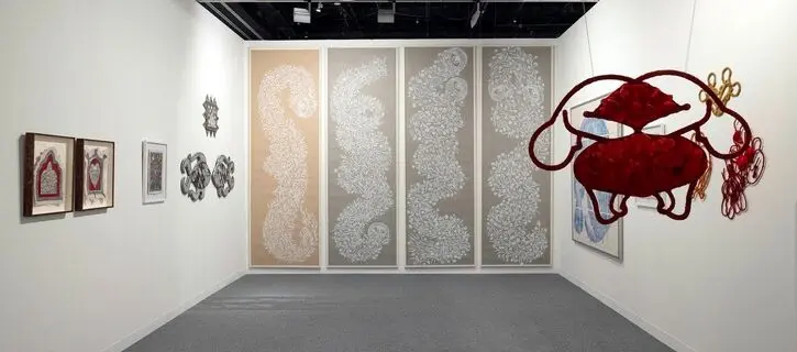 Hunna Art showcases works by Alymamah Rashed, Joud Fahmy, and Zayn Qahtani at Abu Dhabi Art 2025