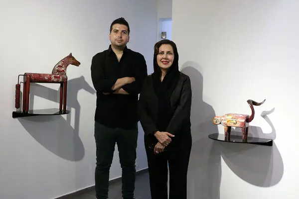 Mojdeh Gallery in Tehran Presents Ahad Ghadiri’s Hybrid Sculptures/ Photos 