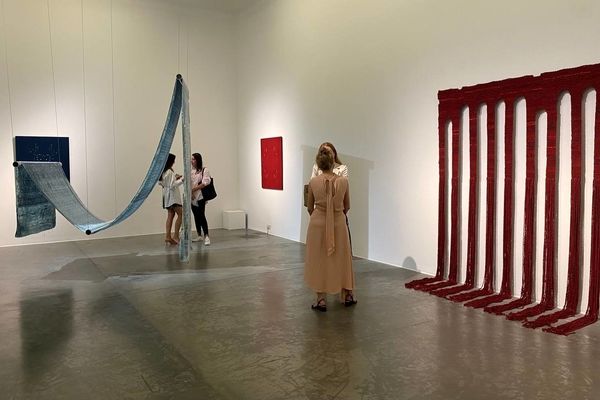 Contemporary Fiber Art Shines at Green Art Gallery Dubai 