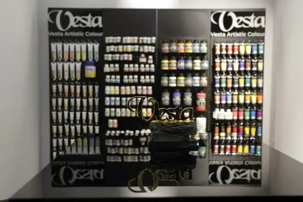 Vesta Color at the First Tehran Art Fair / Video