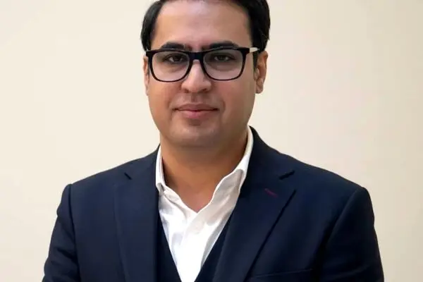 New Oil? An Analysis of the Art Economy in the Middle East by Seyedmohammad Omrany