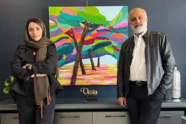 Hamidreza Shafiei and a Dream-Colored World in Elham Azimi’s Painting