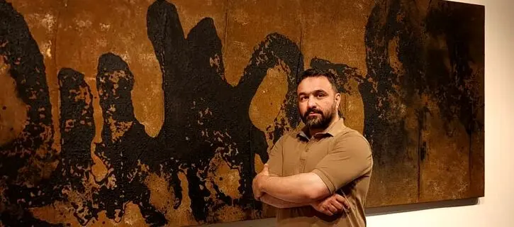 Salman Moghadasi: The Way of Being the City's Darling | Eastern Mysticism or Protesting Emotion