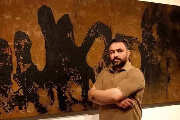 Salman Moghadasi: The Way of Being the City's Darling | Eastern Mysticism or Protesting Emotion