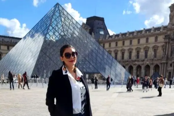 Roza Akhlaghi on Phoenix Exhibition at Louvre: An Account of Modern Iranian Art
