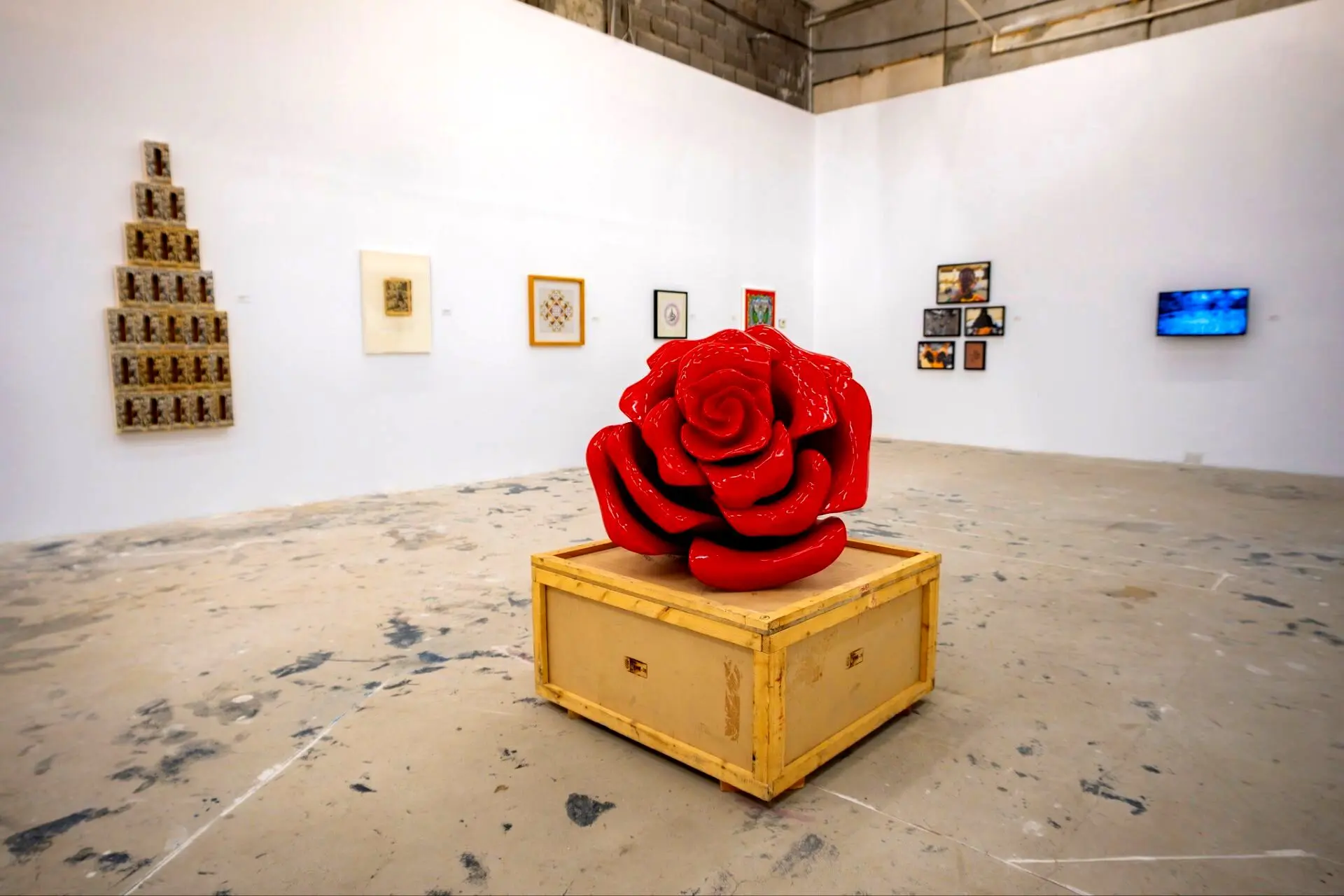 ATHR Gallery presents the group exhibition 'Behind the Frame'