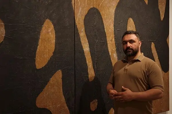 Absence, Presence, and Love: A Reading of "He" by Salman Moghadasi