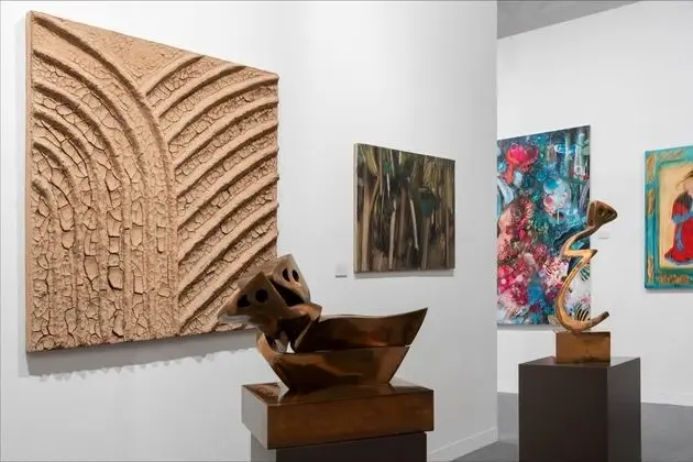 From Parviz Tanavoli to Monir Shahroudy Farmanfarmaian: Leila Heller Gallery unveils a diverse selection of works at Abu Dhabi Art 2025