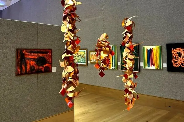 Bonhams London to Auction 99 Works from Eight Middle Eastern Countries / Exclusive Photos from the London Preview Exhibition